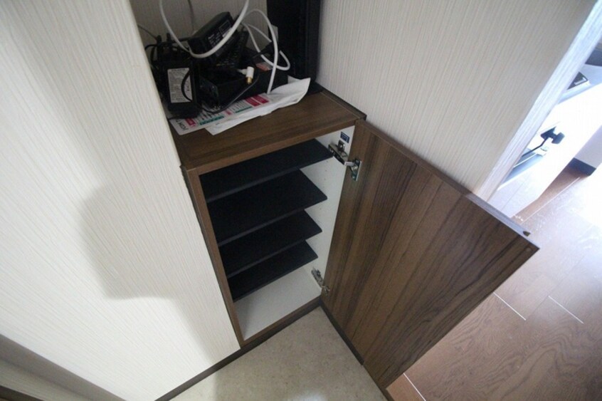靴箱 さわくもマンション