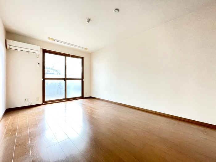 居室 ラクロス桃山御陵