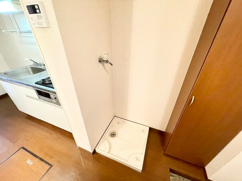 洗濯機置場 ラクロス桃山御陵