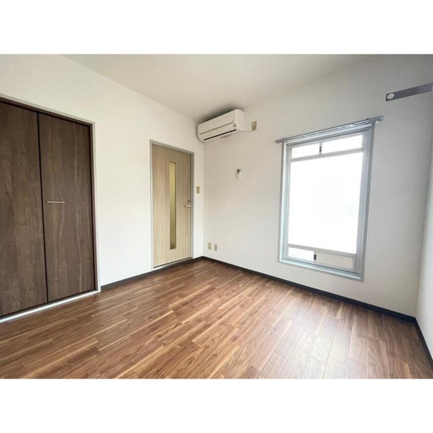 居室 六龍苑岡町