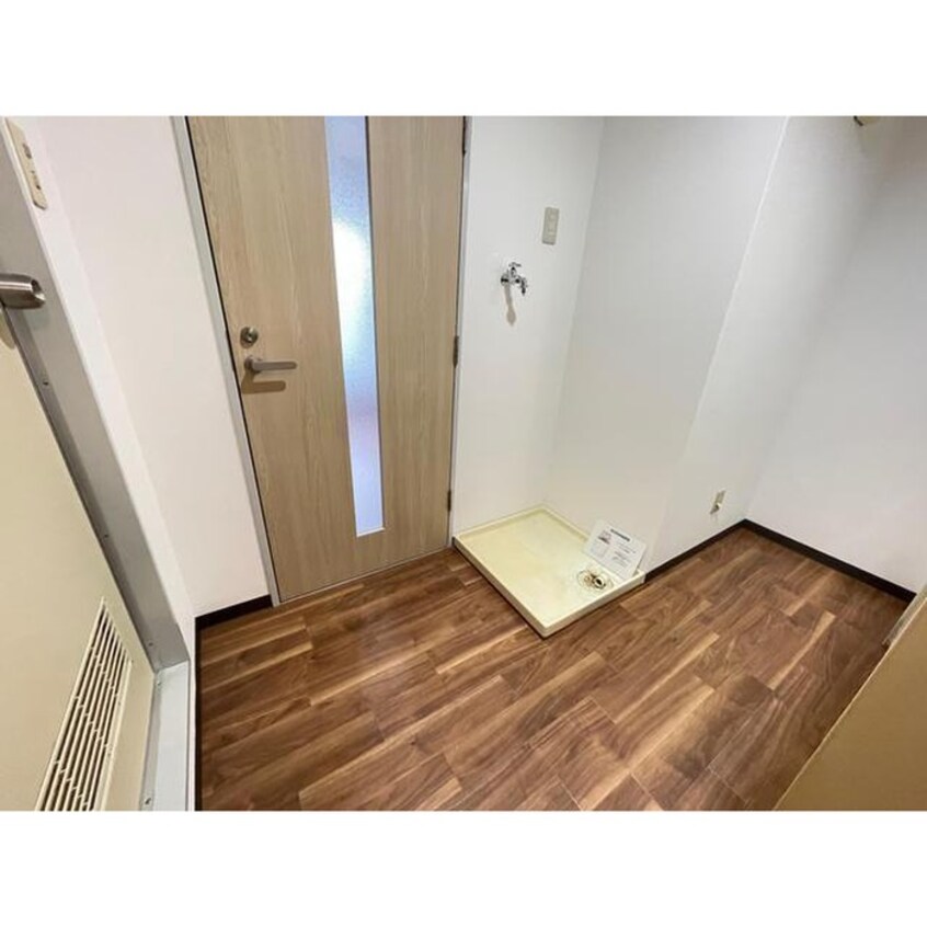 洗濯機置場 六龍苑岡町