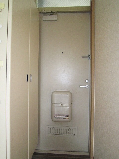 玄関 ソファレ山本