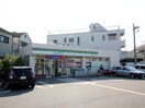 ファミリーマート箕面半町店(コンビニ)まで423m セレコ－ト箕面