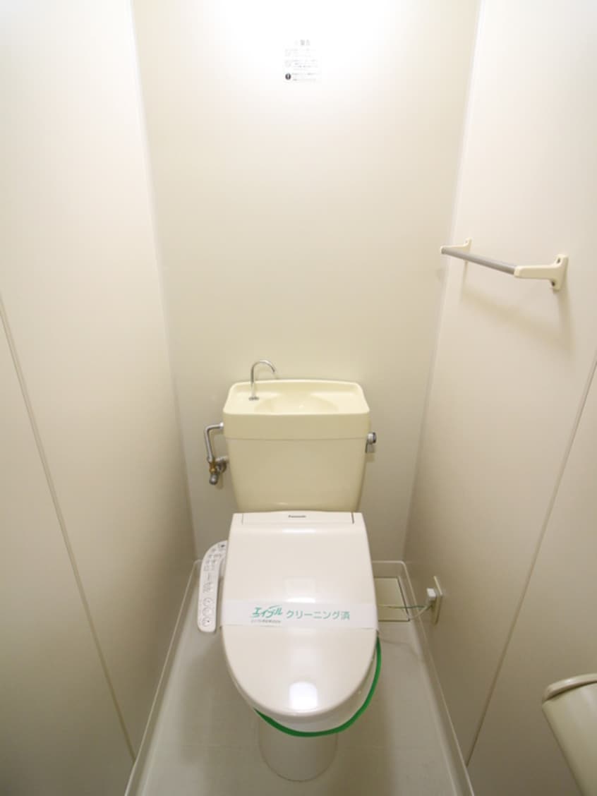 トイレ ﾘｰﾍﾞﾊｲﾂ青山