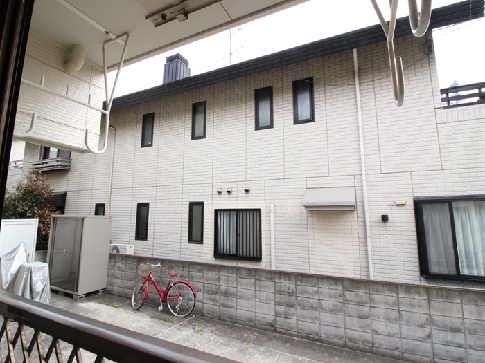 室内からの展望 イースト夙川