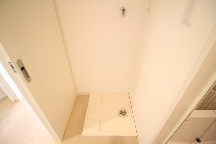 洗濯機置場 オアシスＫＯＢＥ