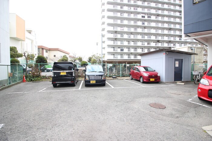 駐車場 大源フレンドリ－マンション