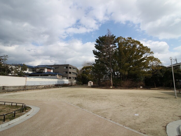 萩の寺公園(公園)まで350m フッセチドリ