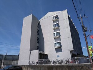 Ｒａｃｏｏｎ Ｄ２