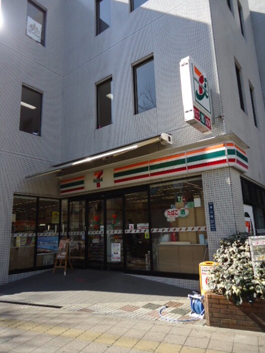 セブンイレブン 門真古川橋店(コンビニ)まで197m リビオン