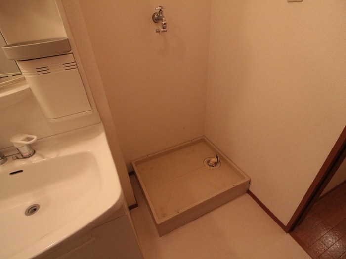 洗濯機置場 ヘリテージ学文殿