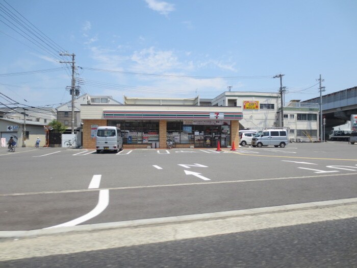 セブンイレブン(コンビニ)まで400m エルソレーユ