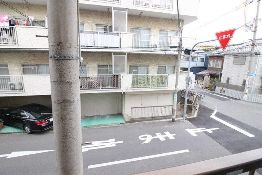 室内からの展望 トミ－ズ住之江