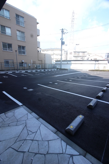 駐車場 S-RESIDENCE上新庄ascent