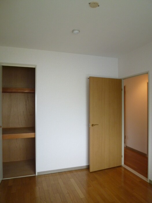 収納 ル・アン緑地