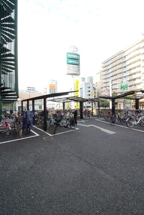 駐輪場 ジオナ天神橋