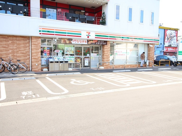 セブンイレブン　国道南草津店(コンビニ)まで600m メゾン・ド・フォンテ