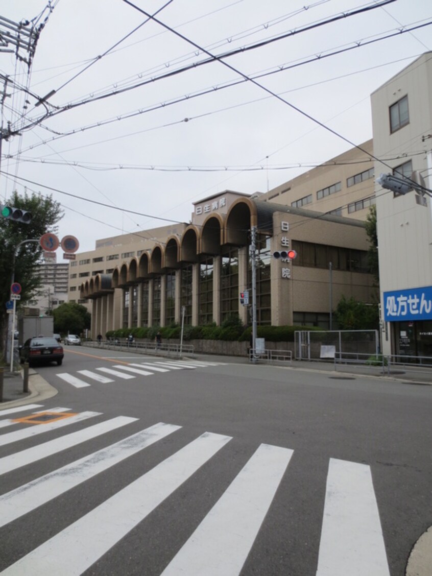 病院(病院)まで200m プレミュ－ル阿波座