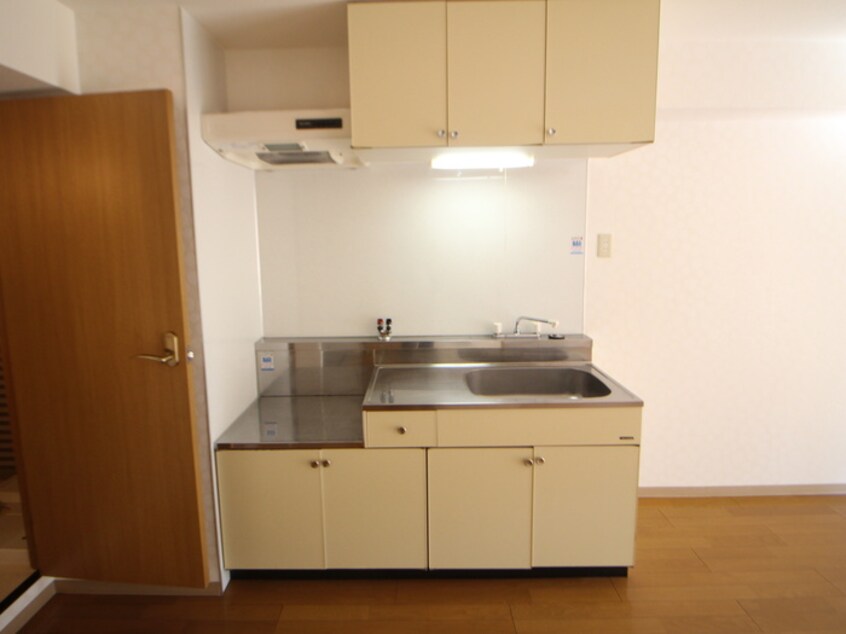 キッチン シティコ－ト北瓦町