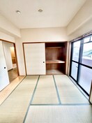 居室 ロイヤルクレスト