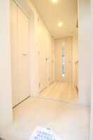 玄関 ｴｽﾘｰﾄﾞ大阪梅田ﾘｭｸｽ(404)