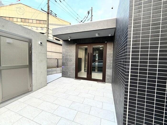 エントランス部分 Ａｒｔ　Ｅｂｉｅ