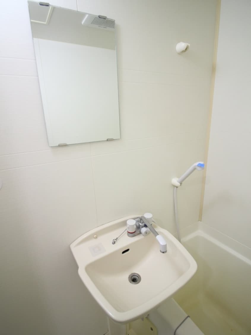 洗面 シティライフ新大阪(402)