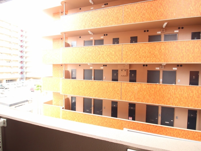 室内からの展望 シティライフ新大阪(402)