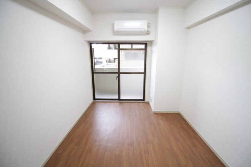 居室 ノルデンハイム淡路