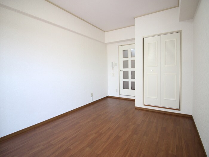 居室 ノルデンハイム淡路