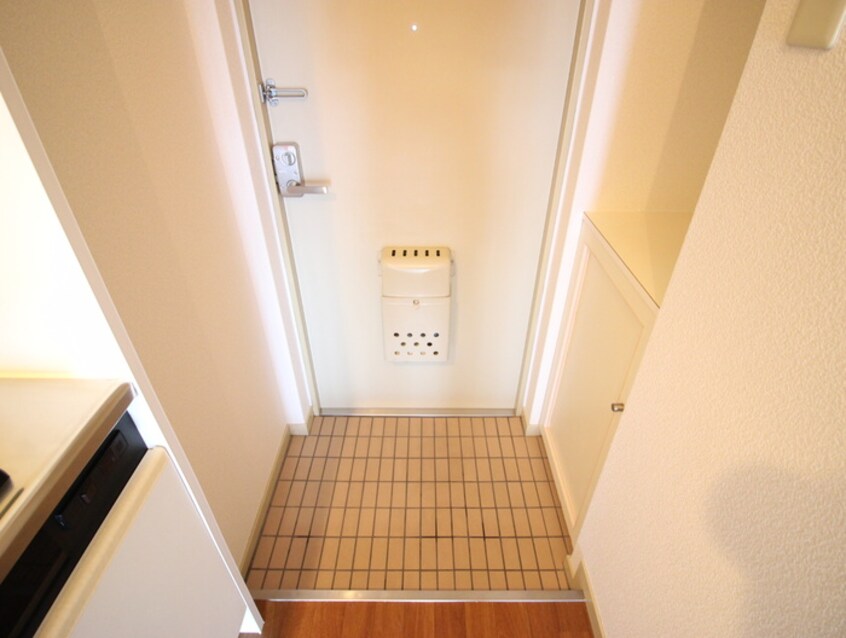 玄関 ノルデンハイム淡路