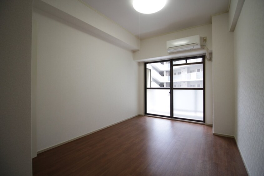 居室 ノルデンハイム淡路