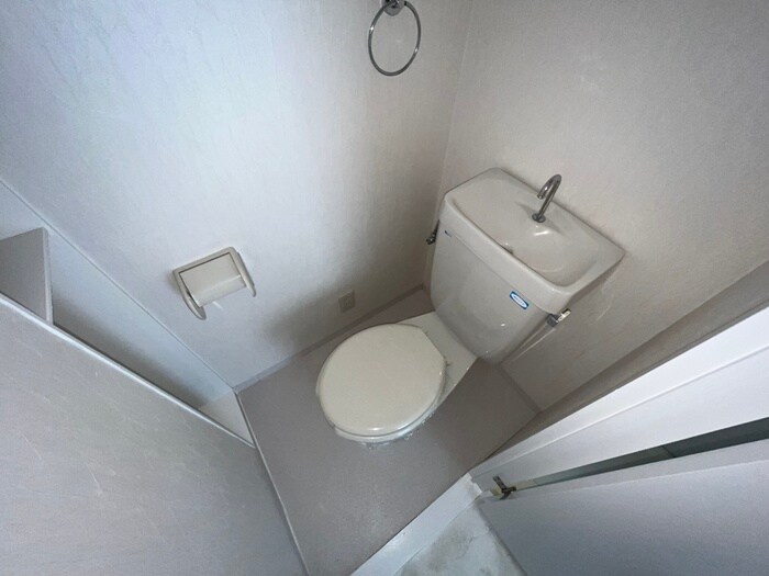 トイレ プリオ－レ神戸Ⅱ