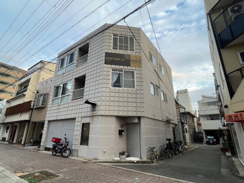 外観写真 マンション花