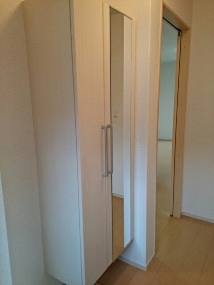 靴箱 サニー離宮前