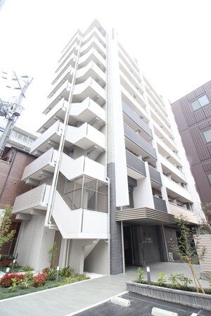 ｴｽﾘｰﾄﾞ大阪梅田ﾘｭｸｽ(503)