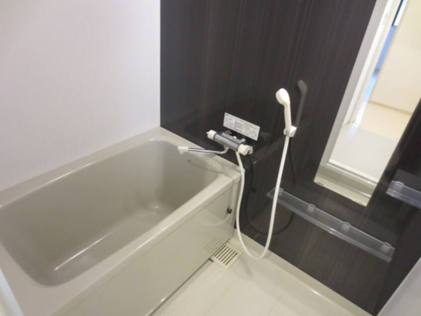 バス／シャワールーム等 エスポワール伊丹桜ｹ丘　Ⅱ