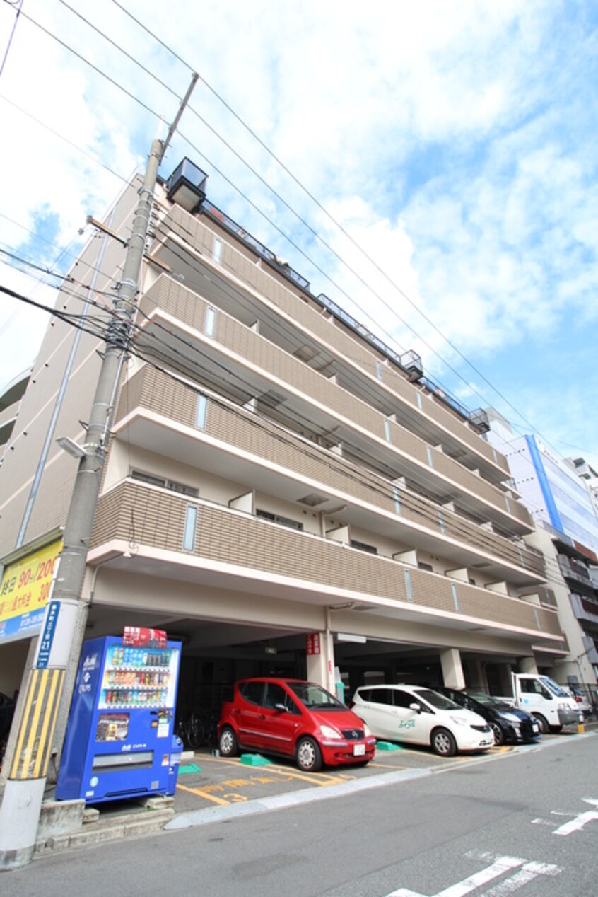 外観写真 江坂第一下伊マンション