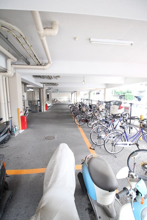 駐輪場 江坂第一下伊マンション