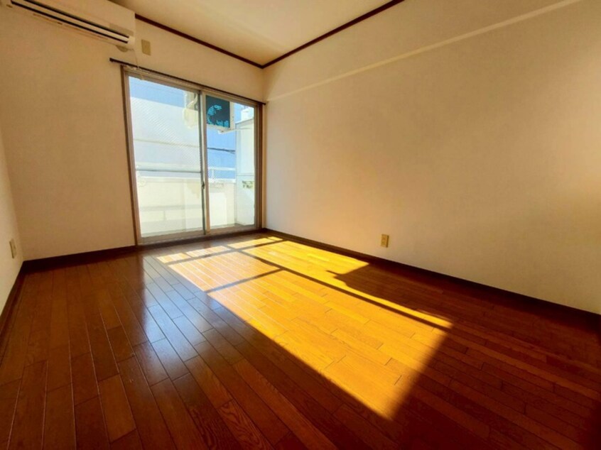 居室 オ－セント本山