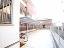 駐輪場 カーサモデルノ
