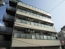 松月マンションの外観