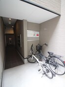 エントランス部分 ﾘﾍﾞﾗﾙｱｰﾂ春日出