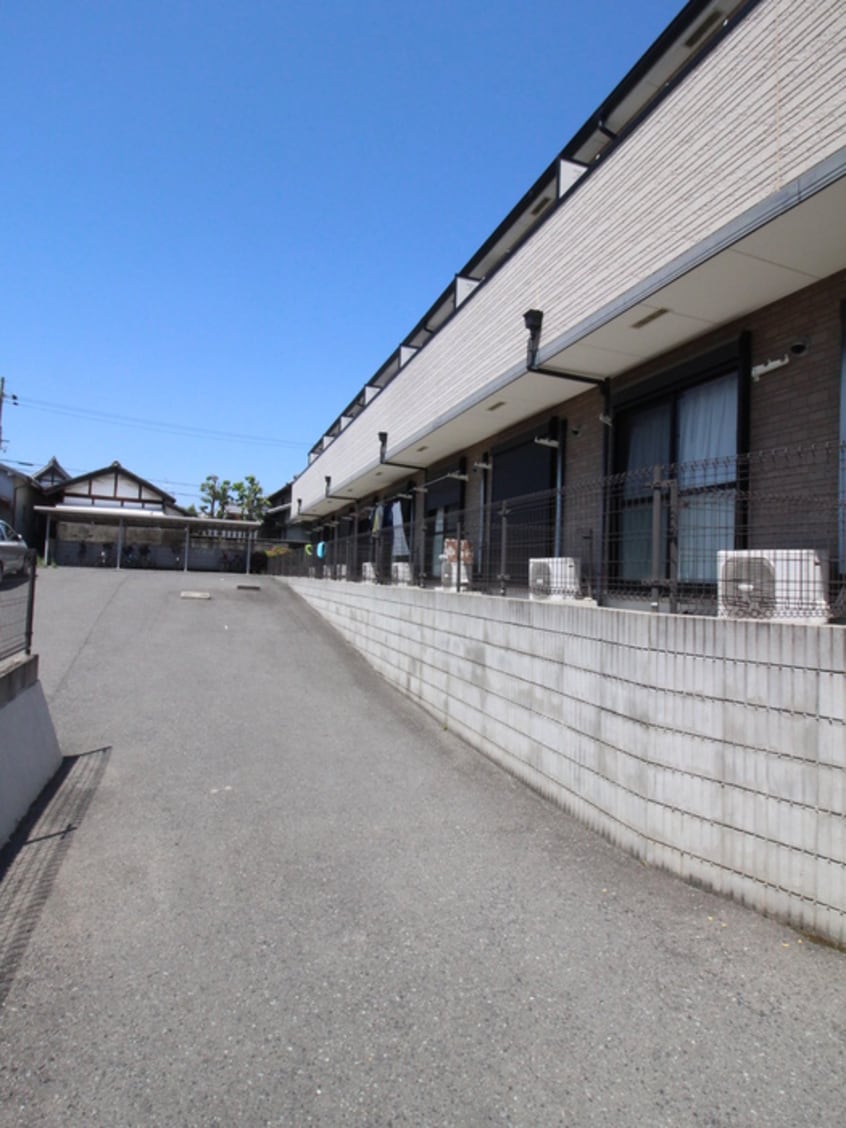 駐車場 パ－シモンフィ－ルド