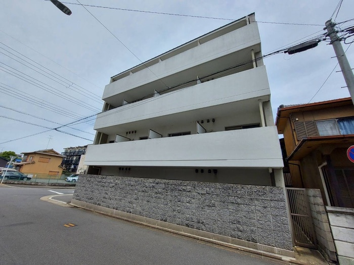 エントランス部分 メゾン・ウイッシュ