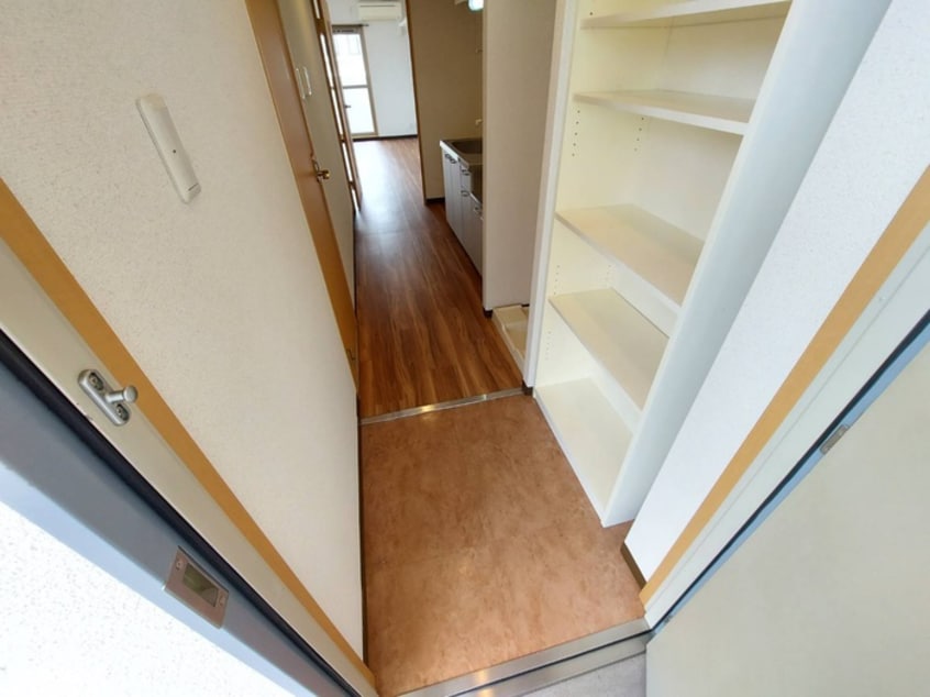 玄関 メゾン・ウイッシュ