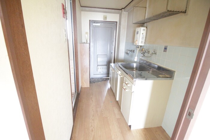 廊下 ミレニアム２１