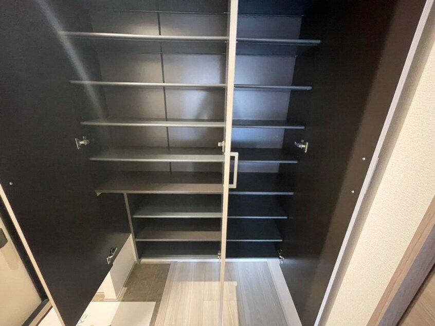 靴箱 Ｅｕｐｈｏｒｉａ籠池通