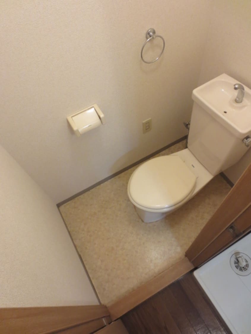 トイレ ラフィ－ネ