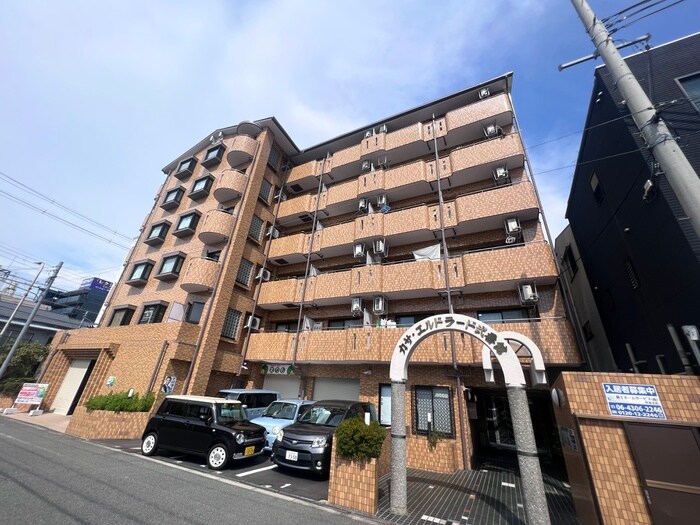 外観写真 カサエルドラ－ド弐番館